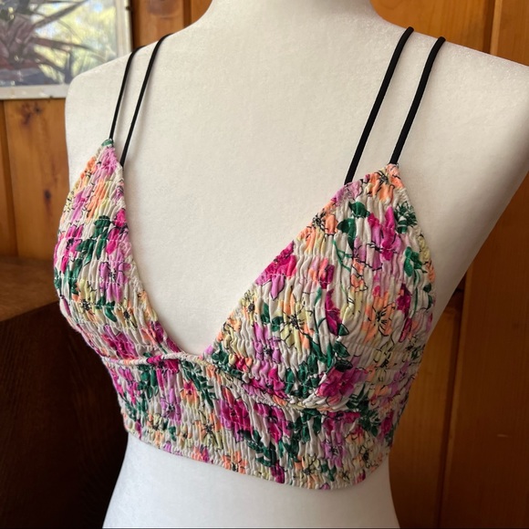 PINK Victoria's Secret Other - ☀️💐💕 VS PINK Smocked Floral Bralette